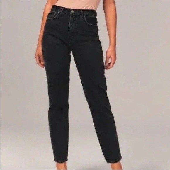Abercrombie & Fitch Denim - Abercrombie and Fitch The Mom High Rise Black Womens Size 27 Dark Straight Leg